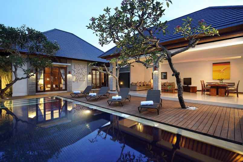 dijual villa jl yudistira seminyak kec