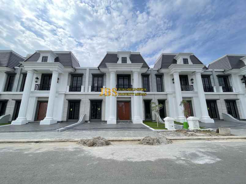 dijual villa komplek citraland helvetia