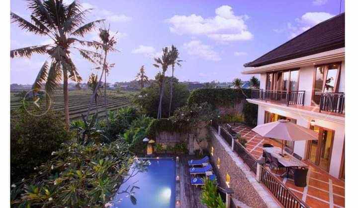 dijual villa lantai 3 lokais canggu berawa