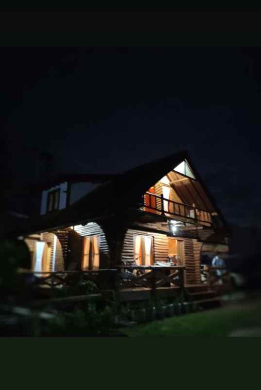 dijual villa maribaya lembang