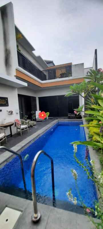 dijual villa minimalis lantai 2 tiying tutul pererenan