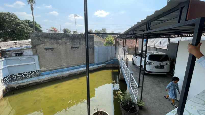 dijual villa pasirjambu