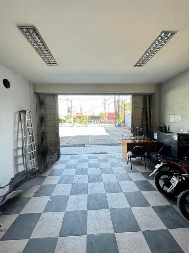 dijual villa villa trawas