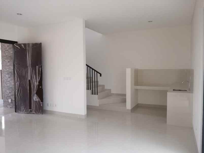 disewa rumah baru dikawasan podomoro park bandung