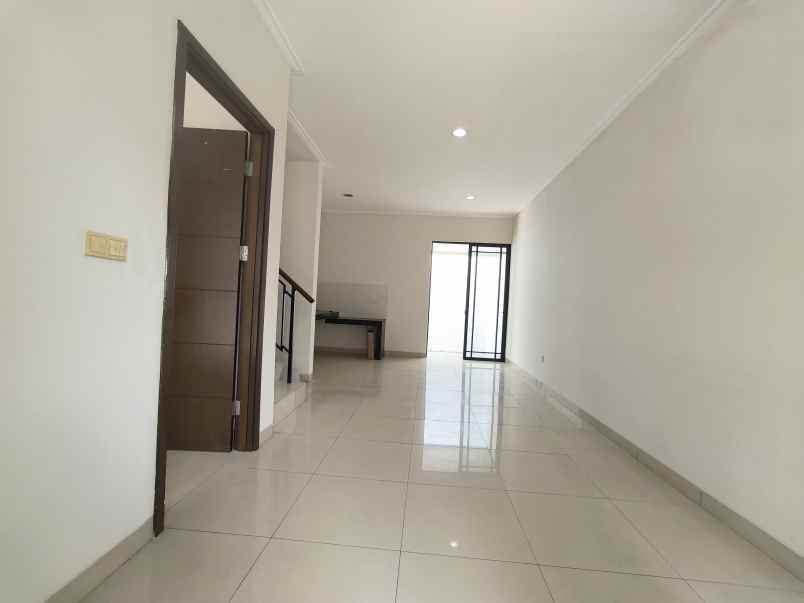 disewa rumah greenlake city asia siap huni sudah renov