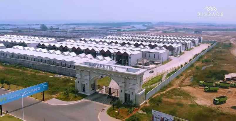 disewakan gudang bizpark pik2 hadap selatan siap pakai