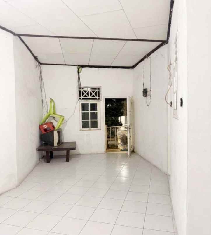 disewakan kost jl minangkabau no 2 kel