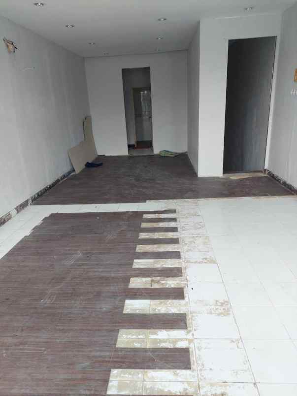 disewakan ruko gudang kantor boulevar kelapa gading