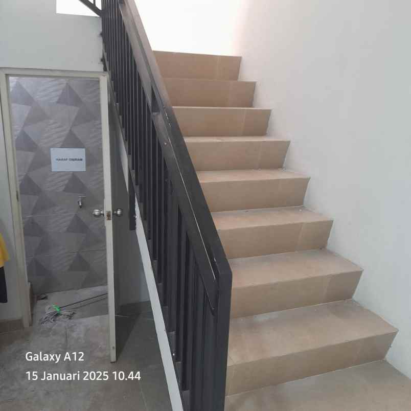 disewakan ruko gudang kantor harapan indah 1