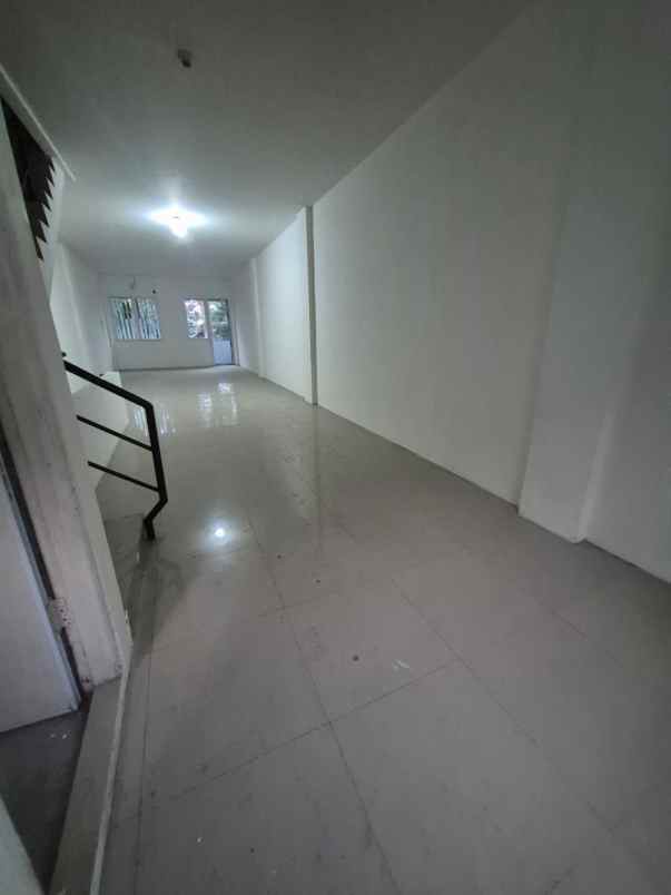 disewakan ruko gudang kantor peta selatan