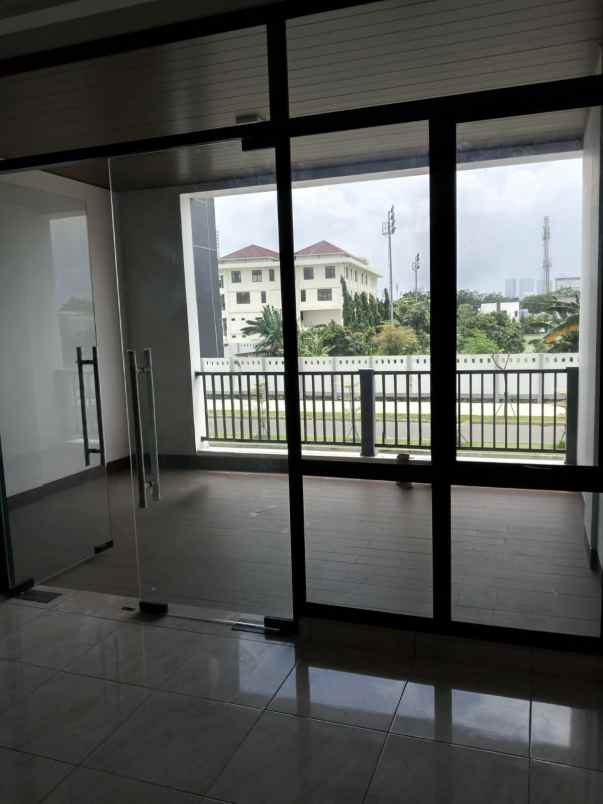 disewakan ruko gudang kantor ruko crystal commercial