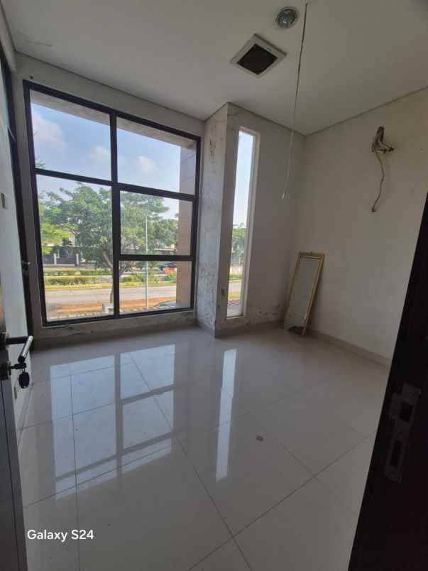 disewakan ruko gudang kantor the savoy jakarta garden city