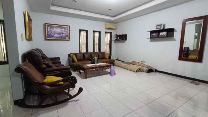 disewakan rumah bintaro