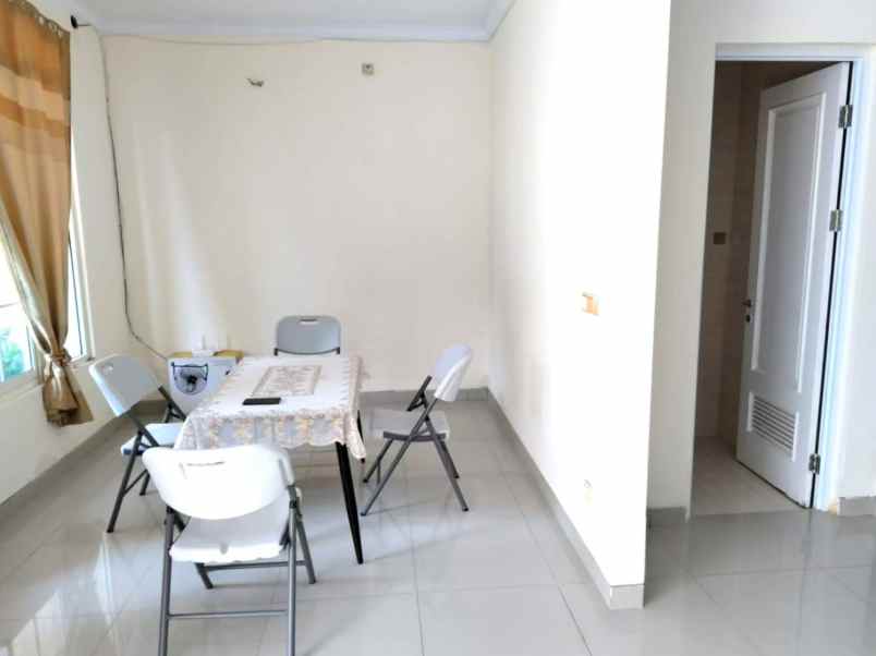 disewakan rumah cluster europe green lake city
