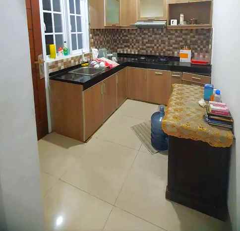 disewakan rumah kavling ui barat depok