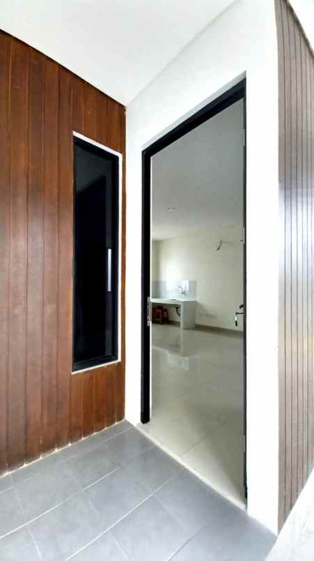 disewakan rumah la seine essence jgc