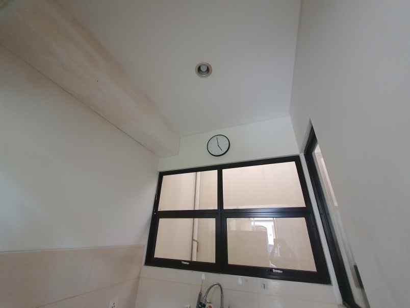 disewakan rumah lavon swan city tangerang