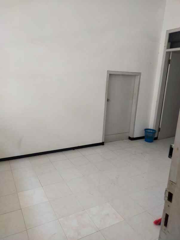 disewakan rumah nirwana eksekutif