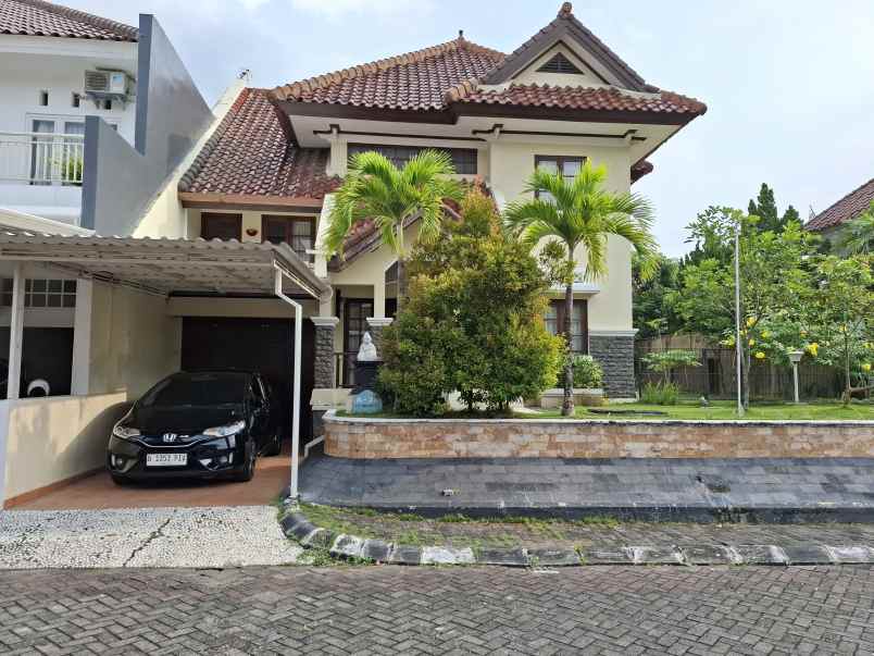 disewakan rumah perumahan merapi view