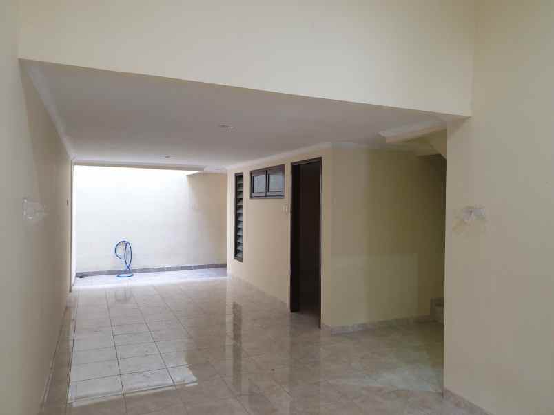 disewakan rumah pondok gading utama