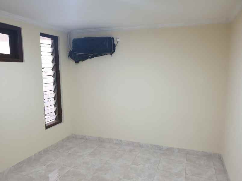 disewakan rumah pondok gading utama