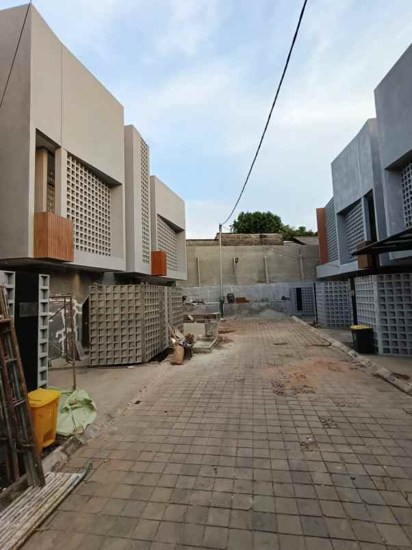 flash sale sisa 2 unit mini cluster di duren sawit