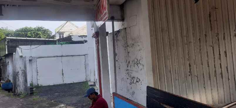 gedung mayjend sungkono strategis double access