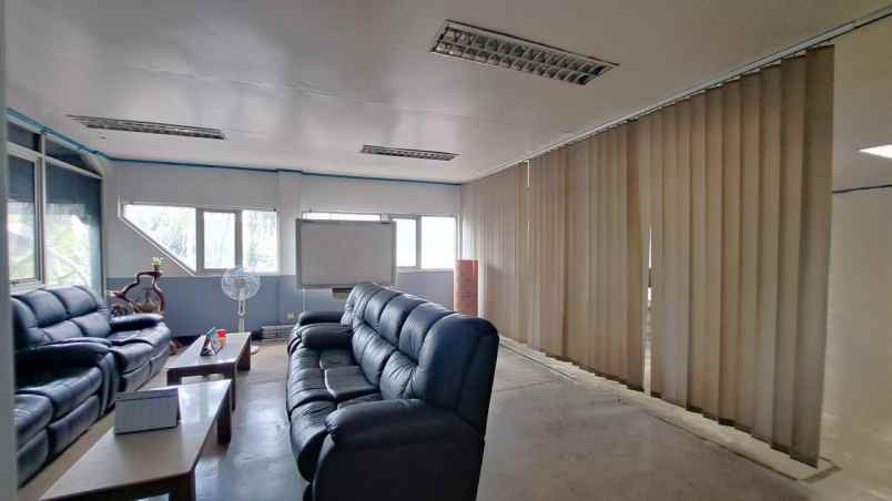 gudang pabrik kantor kawasan industri mm2100 cibitung