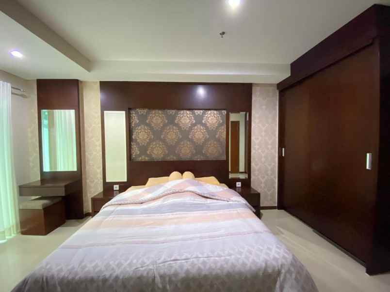 jual condominium furnished green bay pluit