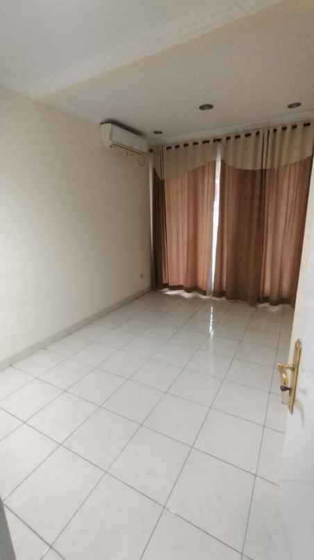 jual rumah bagus raffles hills cibubur
