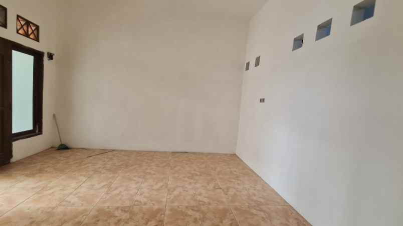 jual rumah di pondok wage indah ii taman sidoarjo