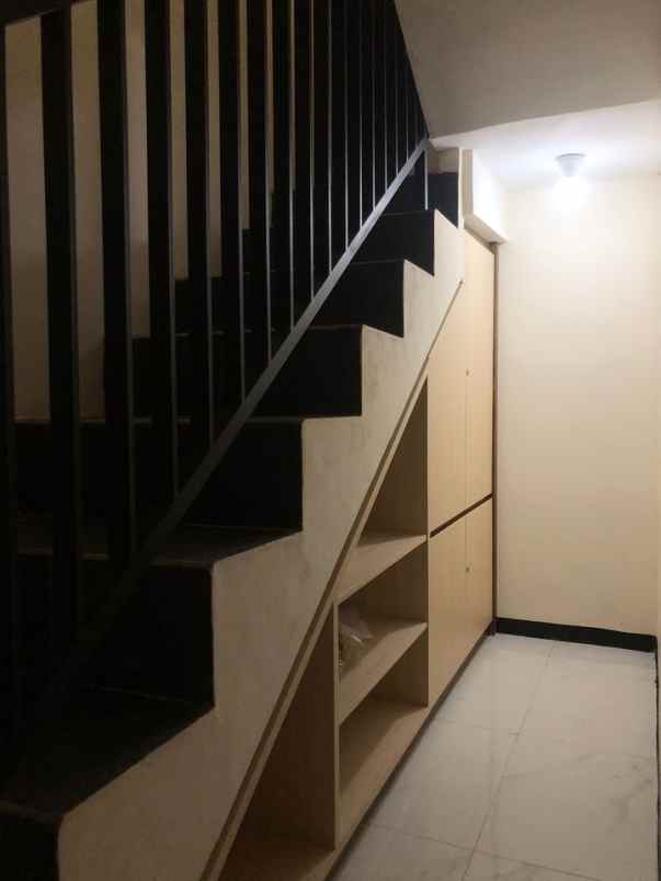 jual rumah full furnished konsep jepang