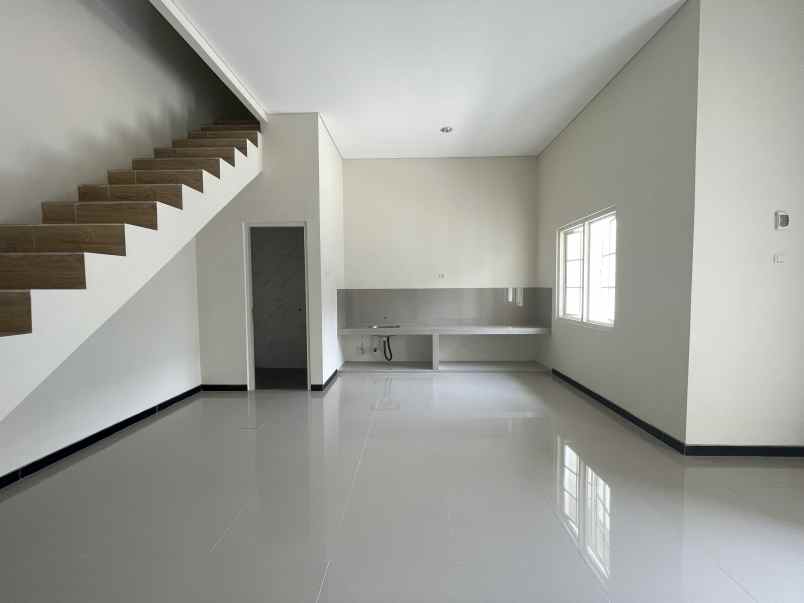 jual rumah minimalis klasik