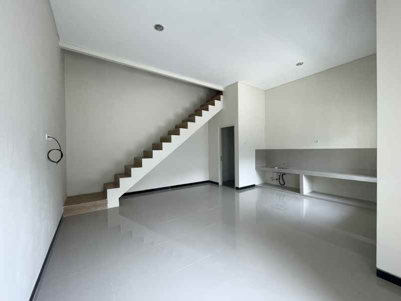 jual rumah minimalis klasik