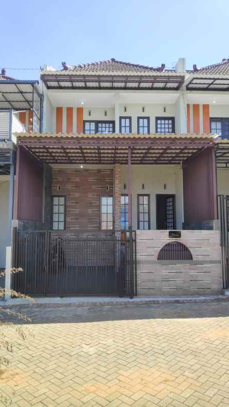 jual rumah villa dengan view pegunungan di kota malang