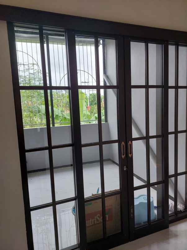 jual rumah villa dengan view pegunungan di kota malang