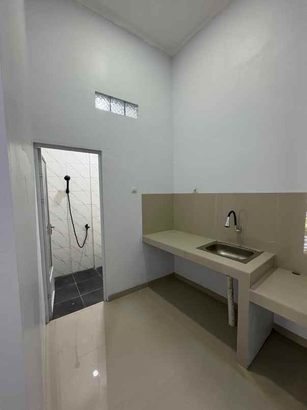 ruko baru 2 lantai di ring 1 kampus unnes semarang