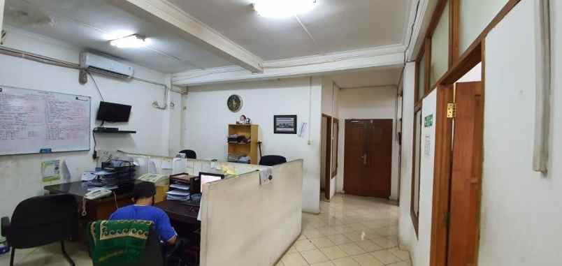 ruko gudang kantor jl karang tengah raya