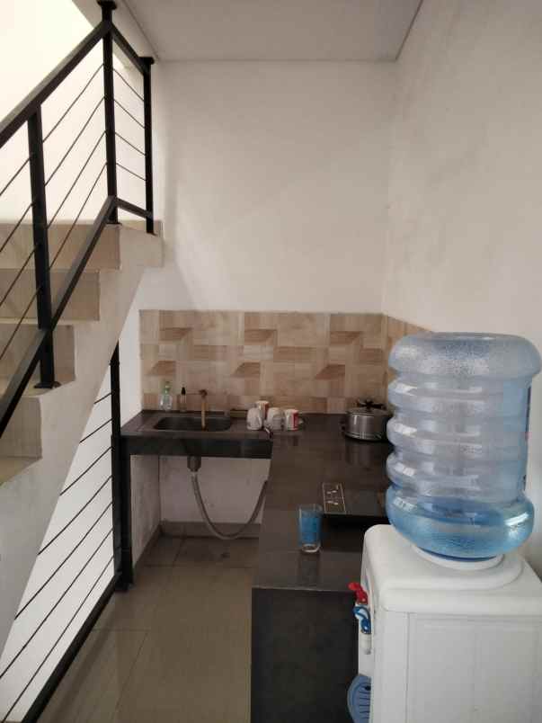 rumah 3lantai murah lokasi strategis di depok