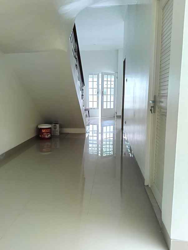 rumah 3lt 6x15 90m 3kt di pegangsaan dua kelapa gading