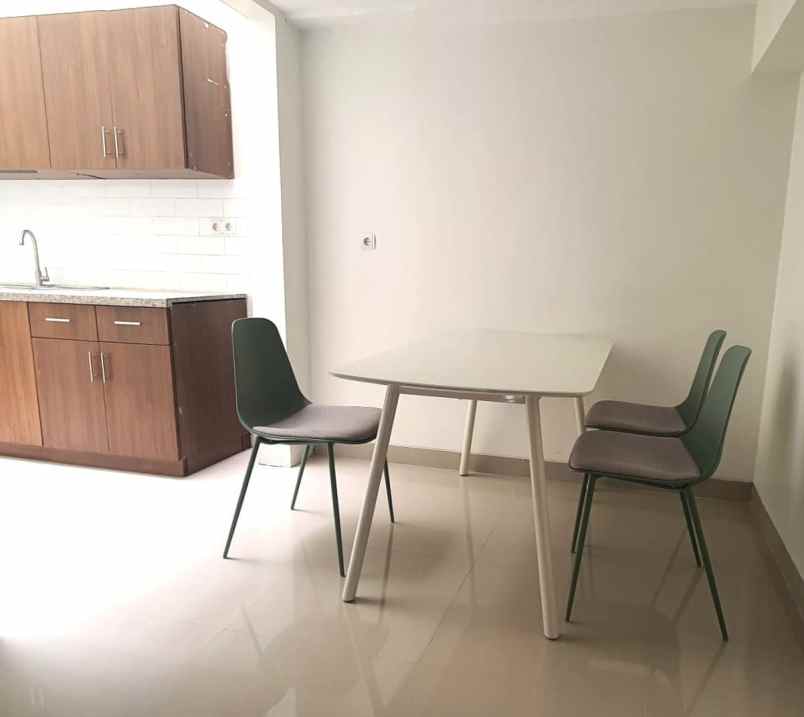 rumah 3lt 6x15 90m 3kt di pegangsaan dua kelapa gading