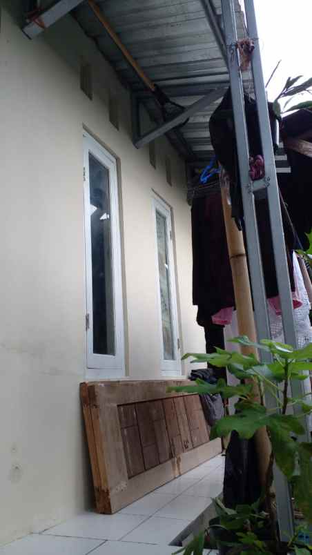 rumah akses roda 3 jual butuh