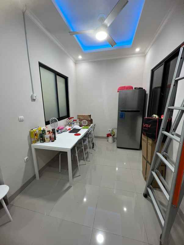 rumah bagus di telaga mediterania citra raya