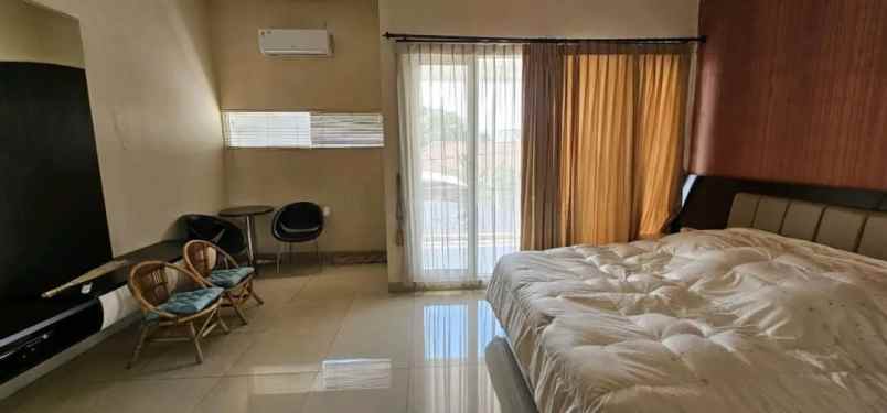 rumah bagus terawat komplek kupang indah gang favorit