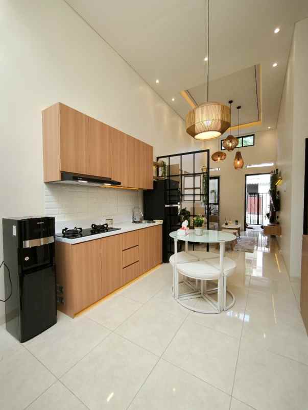 rumah baru bagus minimalis modern di sukun malang