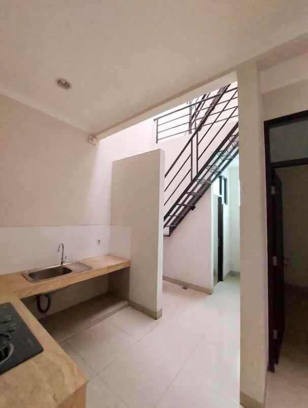 rumah baru ditengah kota bandung regol dekat moh toha