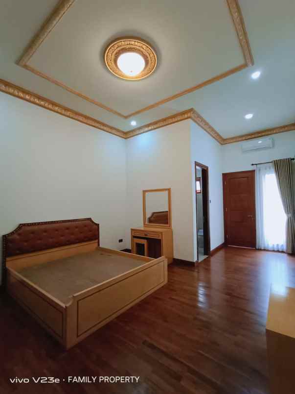 rumah baru mewah dekat pesanggrahani bintaro