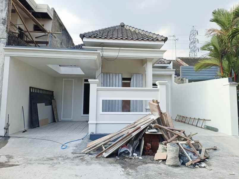 rumah baru minimalis lokasi jalan borobudur