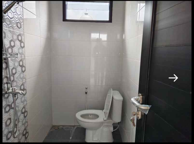 rumah baru modern strategis di antapani bandung