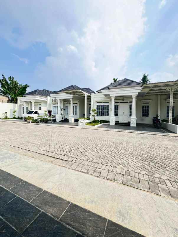 rumah classic cluster di jalan delima pekanbaru